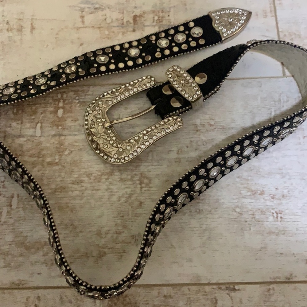Leather belt